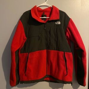 North Face men’s Denali 2 Jacket great condition!